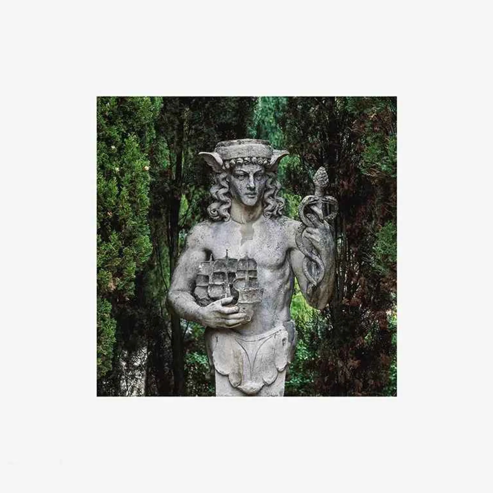 Books-ISSIMO Franco Maria Ricci Grandi Giardini Italiani - The Essence Of Paradise