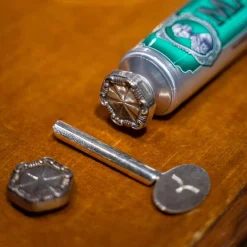 New Toothpaste Squeezer Bath